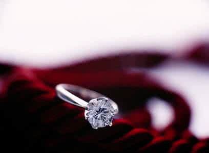 二手鉆與艾灸器 傳統(tǒng)產(chǎn)業(yè)在循環(huán)經(jīng)濟(jì)浪潮下的不同境遇與挑戰(zhàn)